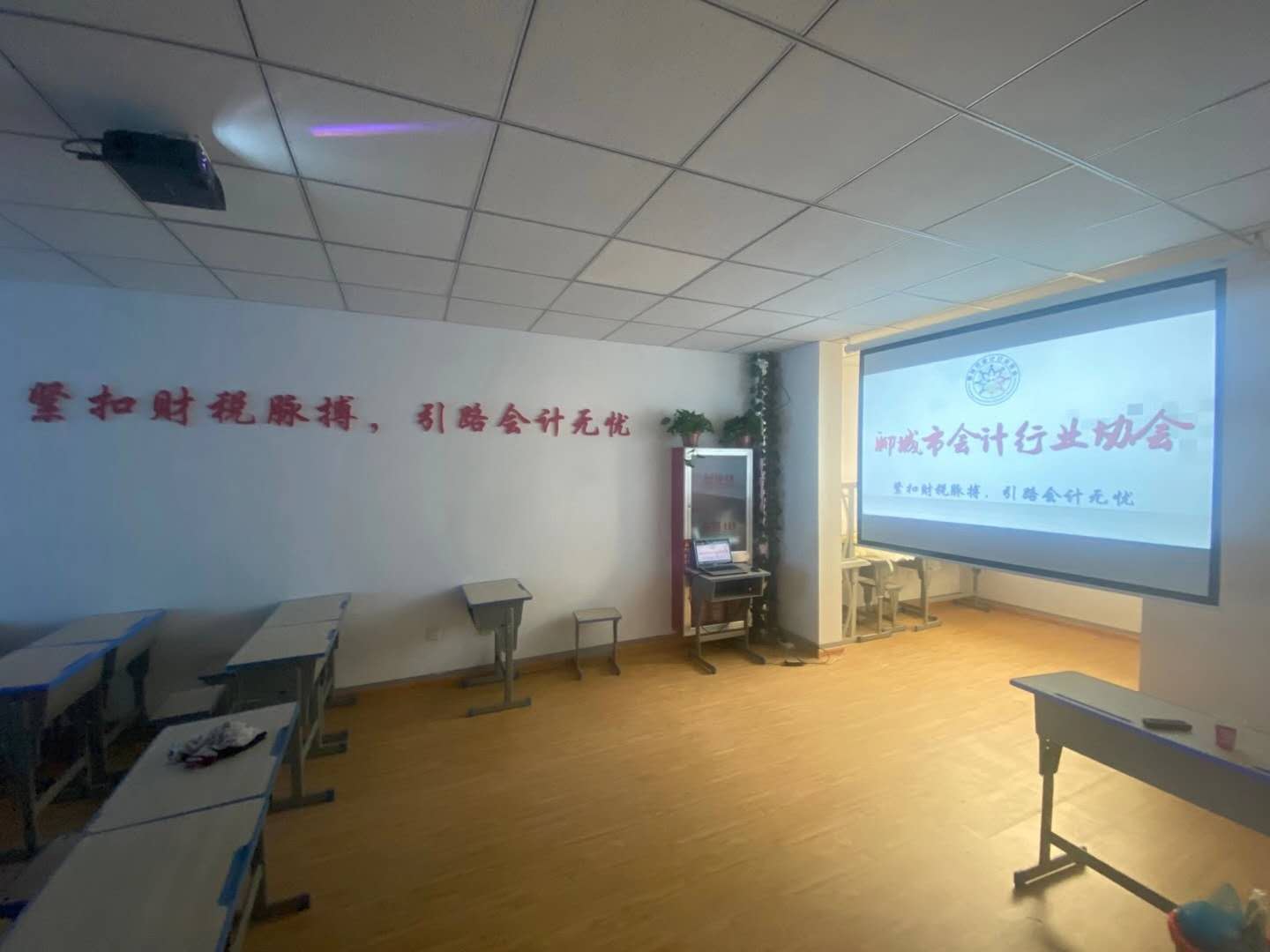 微信图片_20201023223005.jpg