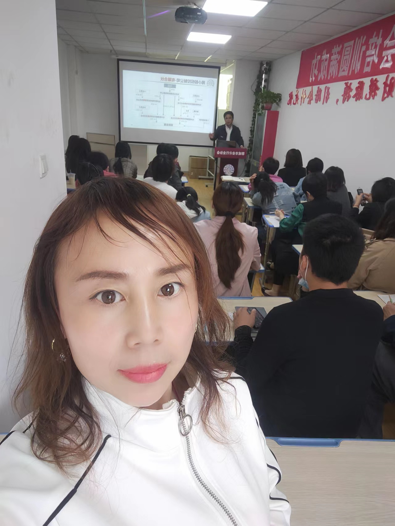 微信图片_20220515225314.jpg